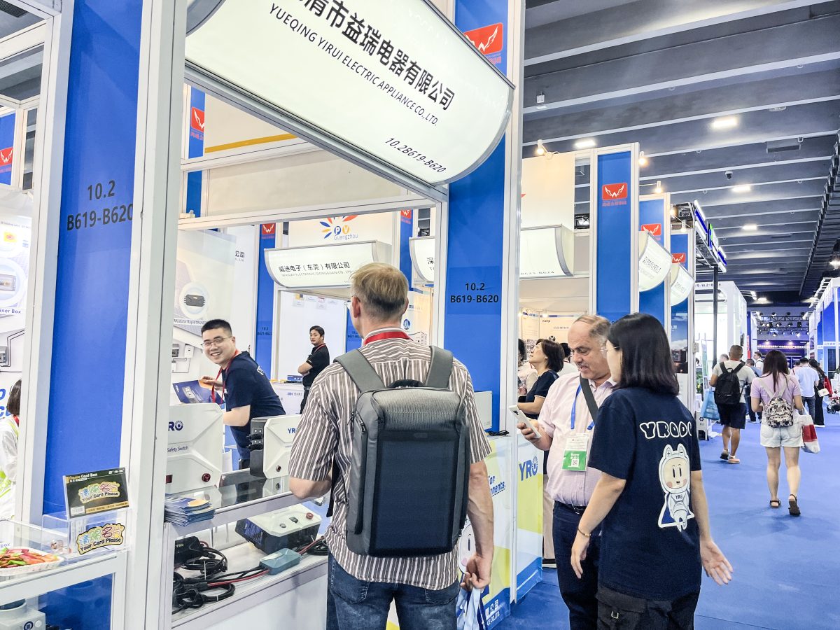 YRO Goes Well on "Solar PV World Expo" 2 YRO Goes Well on "Solar PV World Expo" 2