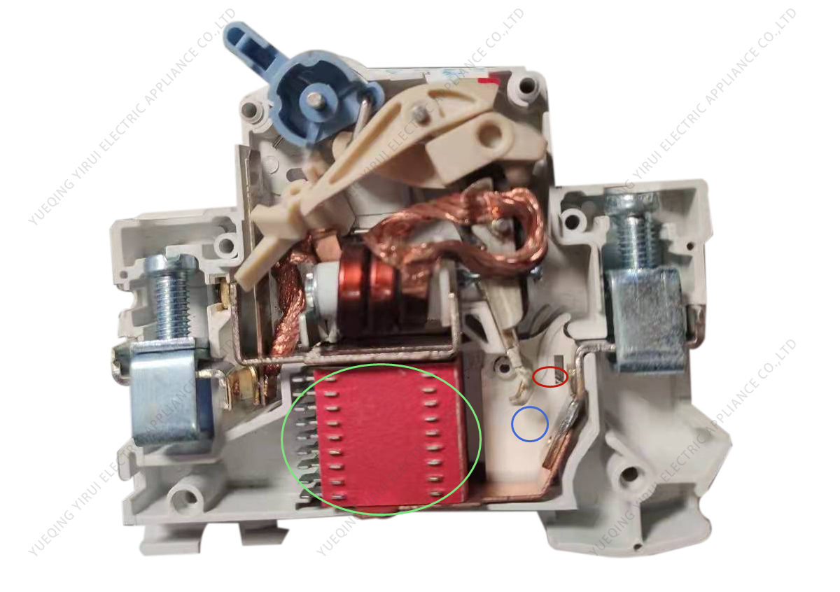 What's the differences between AC and DC circuit breaker? 3